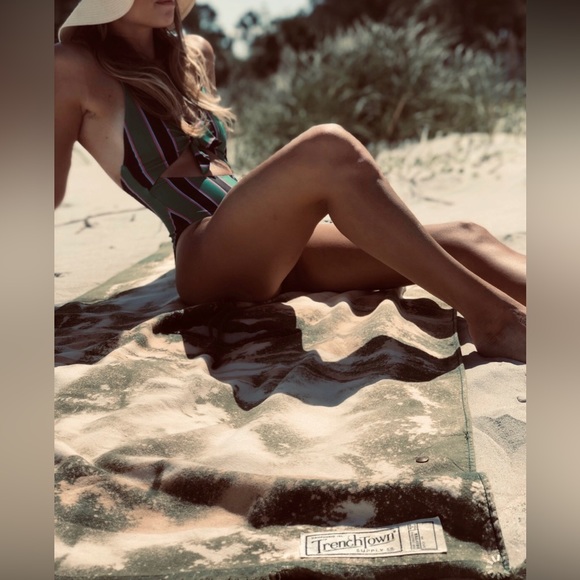 Beach Towel - Picture 9 of 12